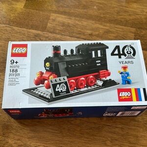 LEGO Black and Red Train Set Retired New